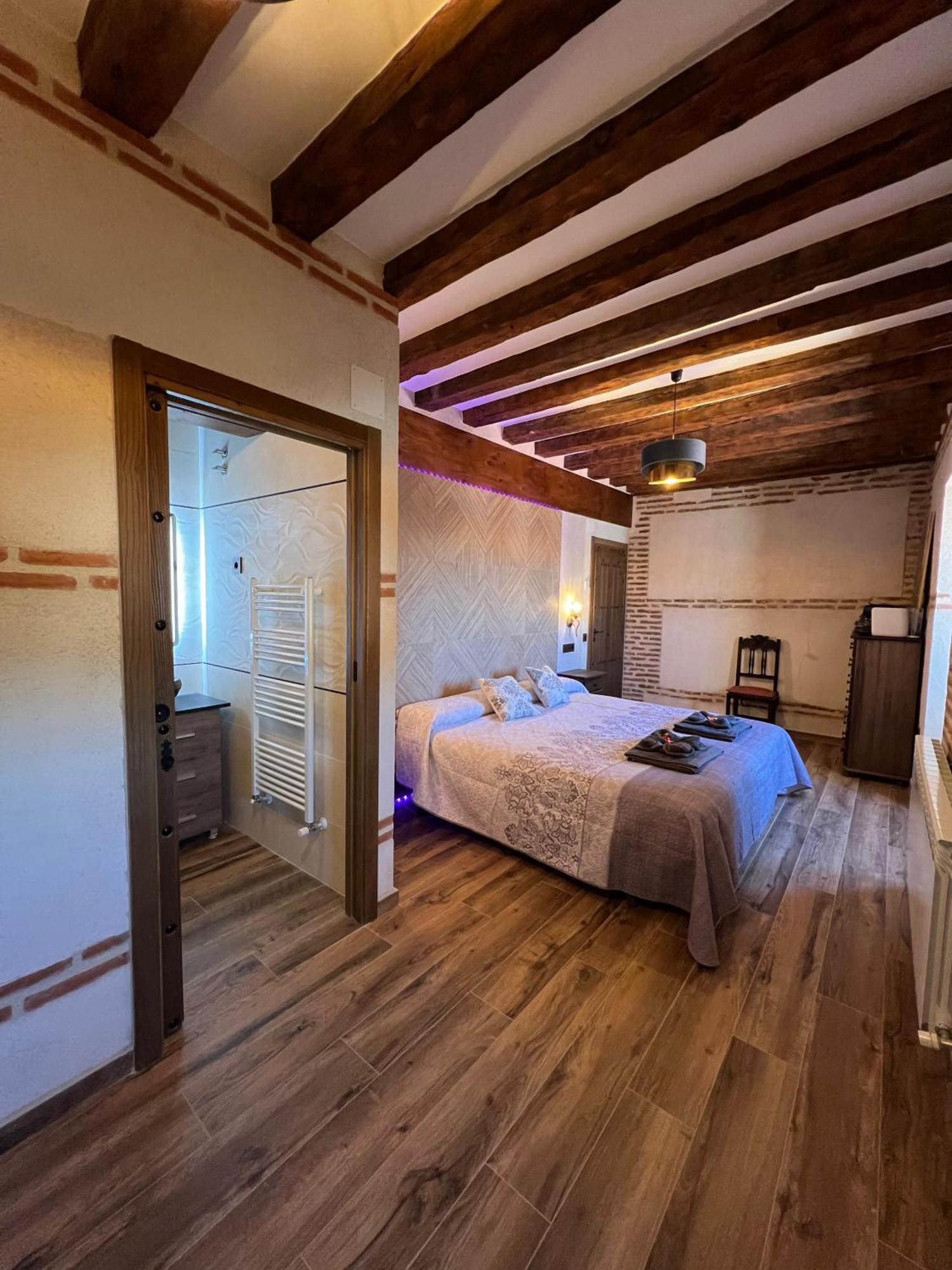 Casa Rural El Torreon Fontiveros Номер фото